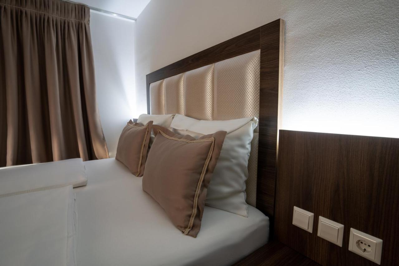 Hotel Myrsini Kirchentellinsfurt المظهر الخارجي الصورة