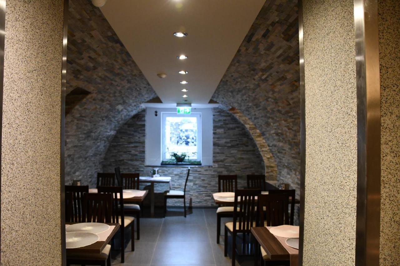 Hotel Myrsini Kirchentellinsfurt المظهر الخارجي الصورة